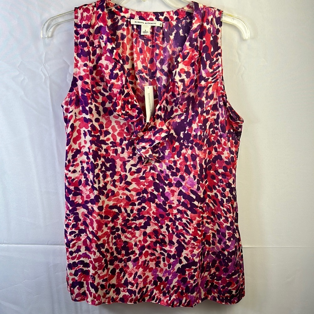 Banana Republic Sleeveless Top Sz Small Purple, Pink & White. Ruffled front
